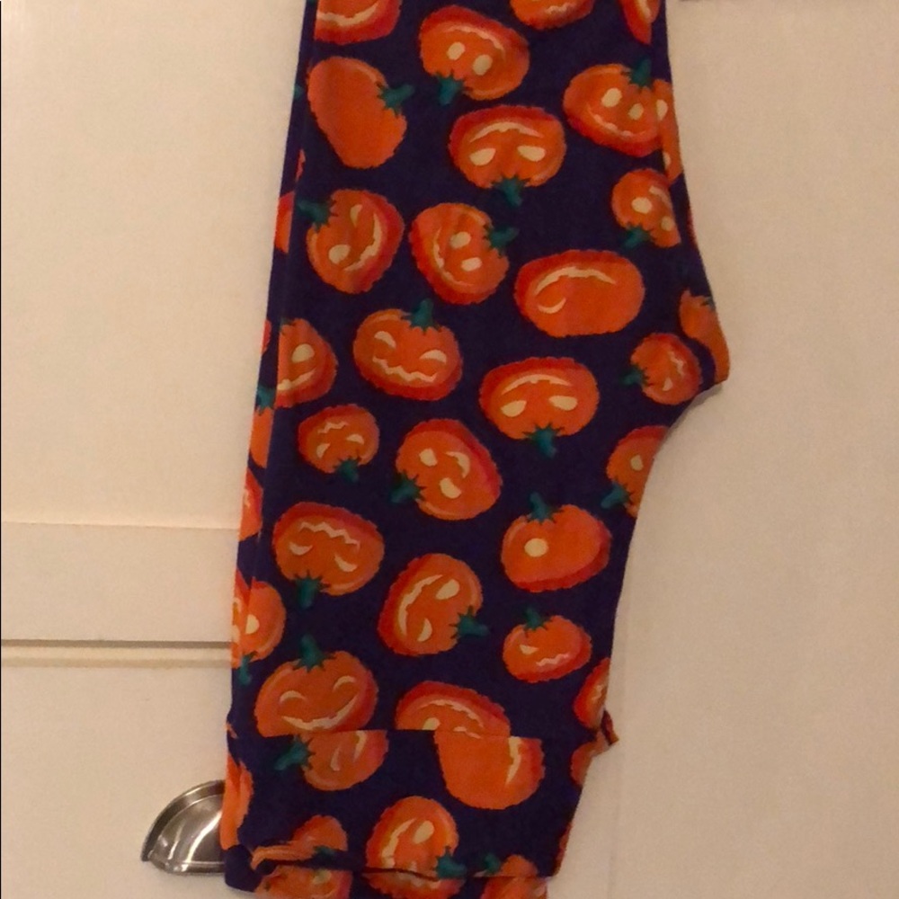 Halloween Lularoe
